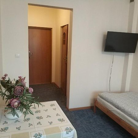 Hotel Mark Marki  Eksteriør billede